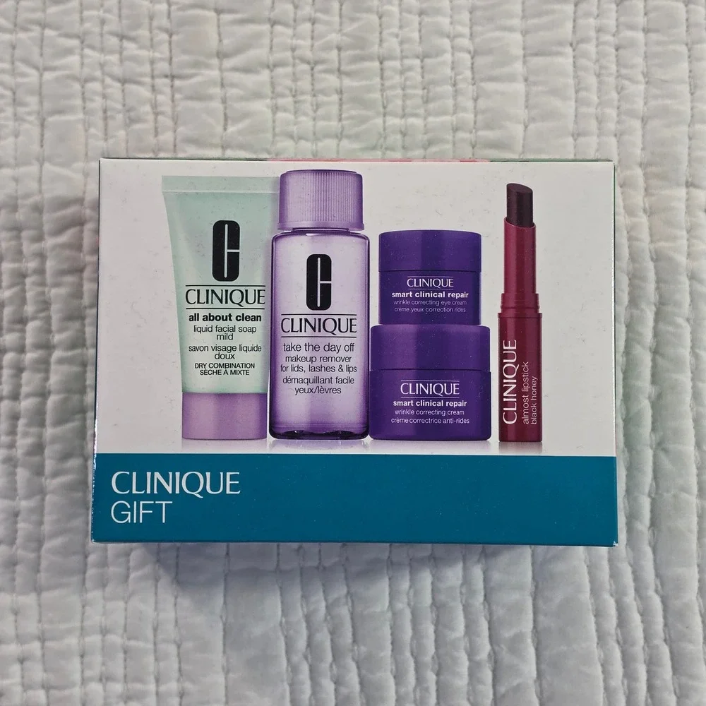 Clinique 5pc Skincare Makeup Gift Set Black Honey Lipstick Smart Clinical Repair